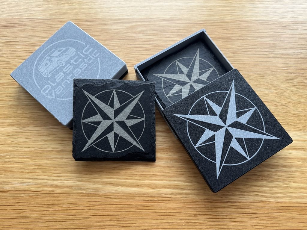Plastic Vantastic wind-rose coasters